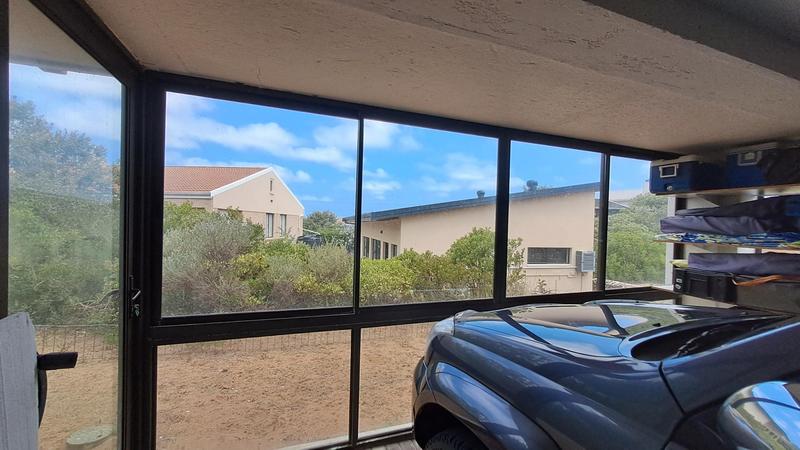 4 Bedroom Property for Sale in Jongensfontein Western Cape